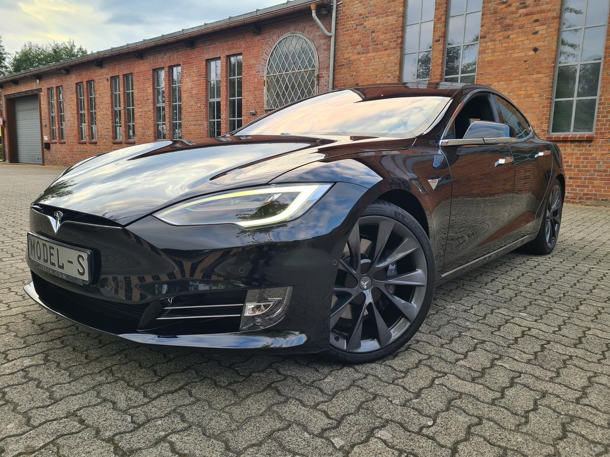 Tesla Model S 100D Pano EAP Metallic Erst 25Tkm Wie NEU 